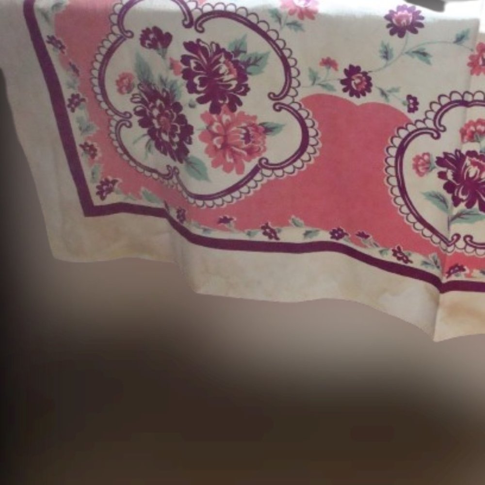 Vintage Floral Tablecloth Cottage Core Granny Grandma - Picture 7 of 16